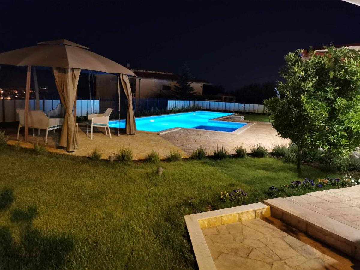 Vila Mater - Luxuriously Equipped With A 15m Long Swimming Pool