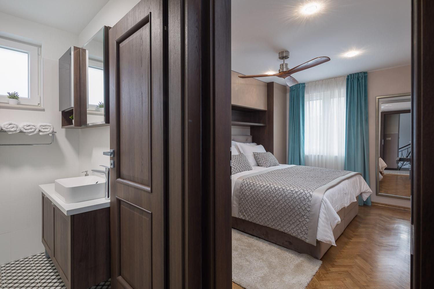 Mater - Luxuriously Equipped With A 15m Long Swimming Pool Villa *